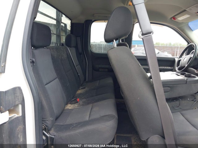 12650927 :رقم المزاد ، 1GTR2UEA7BZ143696 vin ، 2011 Gmc Sierra 1500 Sl مزاد بيع