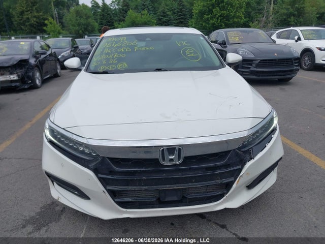1HGCV1F95JA802700 Honda Accord Touring