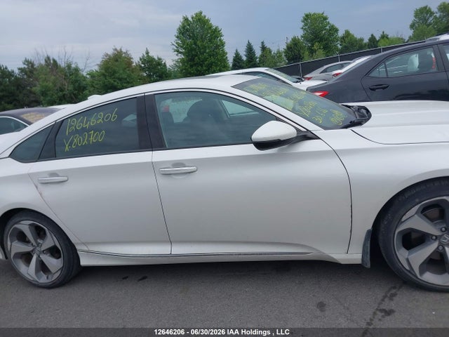 1HGCV1F95JA802700 Honda Accord Touring