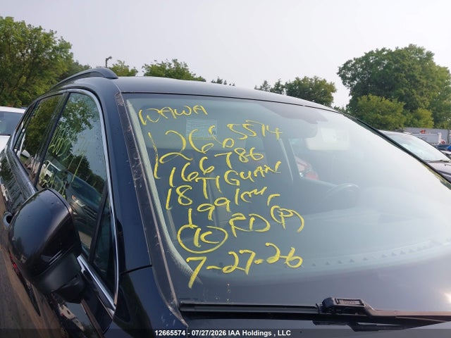3VV2B7AX4JM166786 Volkswagen Tiguan Comfortline