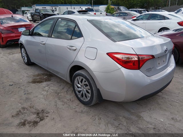Toyota COROLLA LE 2018 2T1BURHE7JC088148 Image 3
