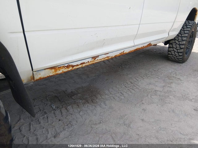 12641829 :رقم المزاد ، 3C6UR5CL8EG225190 vin ، 2014 Ram 2500 St مزاد بيع