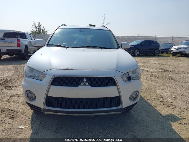 Продажа на аукционе авто 2013 Mitsubishi Outlander Xls, vin: JA4JT5AX3DU606762, номер лота: 12661975