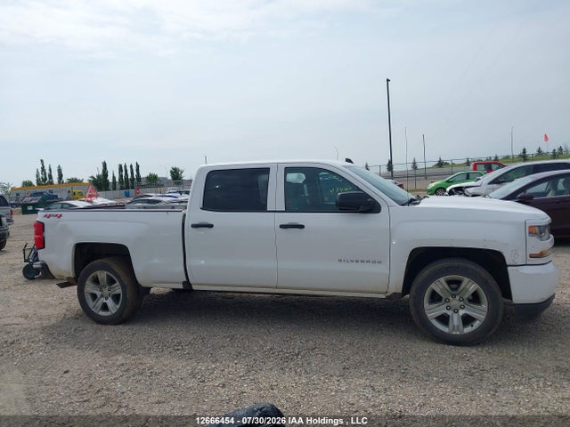 Chevrolet Silverado 1500 Custom 2018 3GCUKPEC2JG101478 Image 14