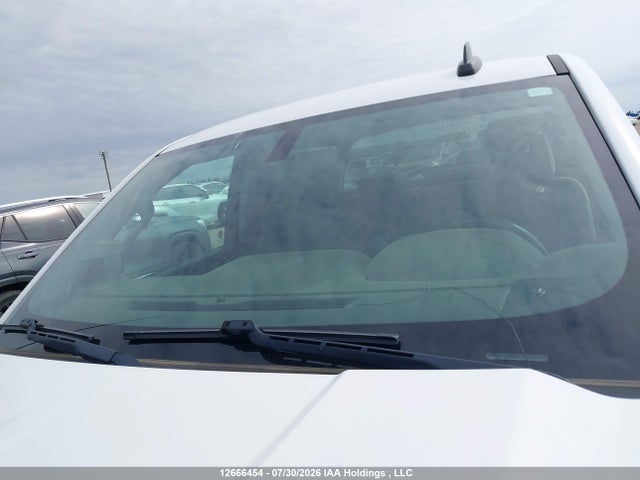 Chevrolet Silverado 1500 Custom 2018 3GCUKPEC2JG101478 Image 18