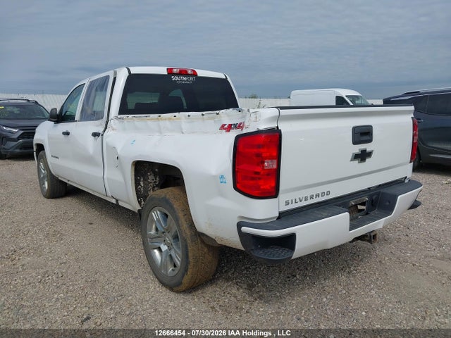 Chevrolet Silverado 1500 Custom 2018 3GCUKPEC2JG101478 Image 3