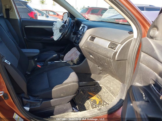 Auction sale of the 2014 Mitsubishi Outlander Es, vin: JA4AZ2A33EZ605402, lot number: 12671891