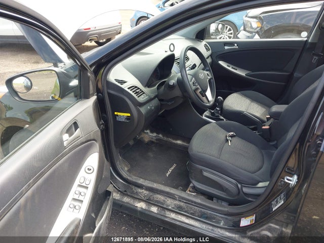 12671895 :رقم المزاد ، KMHCT5AEXFU220271 vin ، 2015 Hyundai Accent Gl مزاد بيع