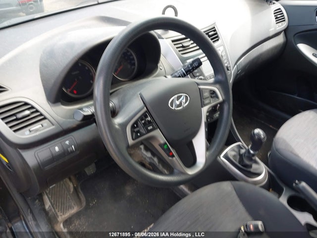 12671895 :رقم المزاد ، KMHCT5AEXFU220271 vin ، 2015 Hyundai Accent Gl مزاد بيع