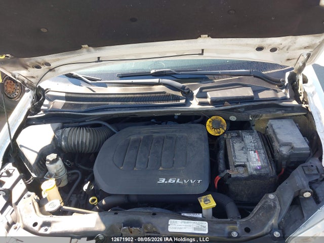 12671902 :رقم المزاد ، 2C4RDGDG9GR164228 vin ، 2016 Dodge Grand Caravan Crew مزاد بيع