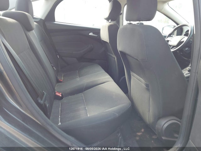 12671916 :رقم المزاد ، 1FADP3F26HL305199 vin ، 2017 Ford Focus Se مزاد بيع