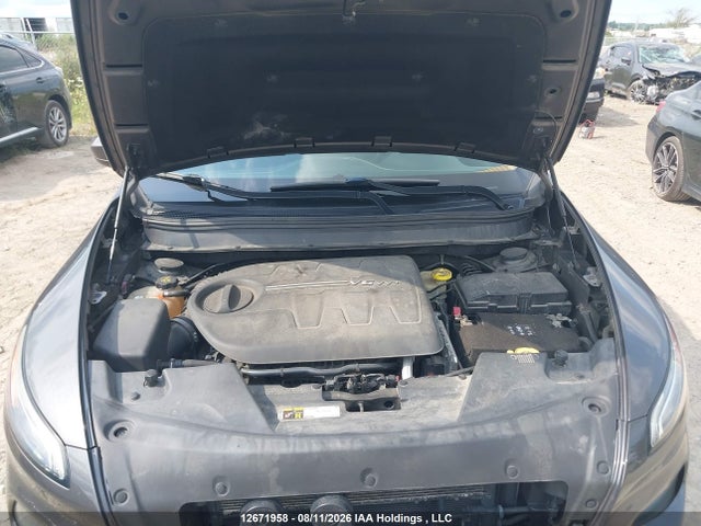 Продаж на аукціоні авто 2015 Jeep Cherokee Latitude Fwd, vin: 1C4PJLCS7FW720525, номер лоту: 12671958
