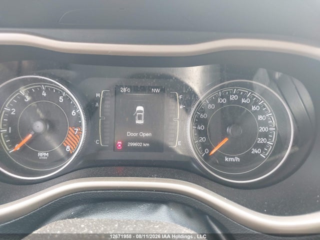 Продаж на аукціоні авто 2015 Jeep Cherokee Latitude Fwd, vin: 1C4PJLCS7FW720525, номер лоту: 12671958