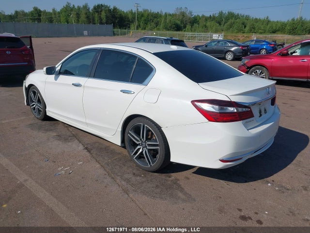 1HGCR2F08GA804073 Honda Accord Touring