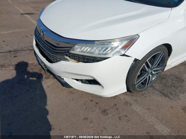 1HGCR2F08GA804073 Honda Accord Touring