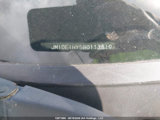 12671980 :رقم المزاد ، JM1DE1HY5B0113819 vin ، 2011 Mazda Mazda2 Sport مزاد بيع