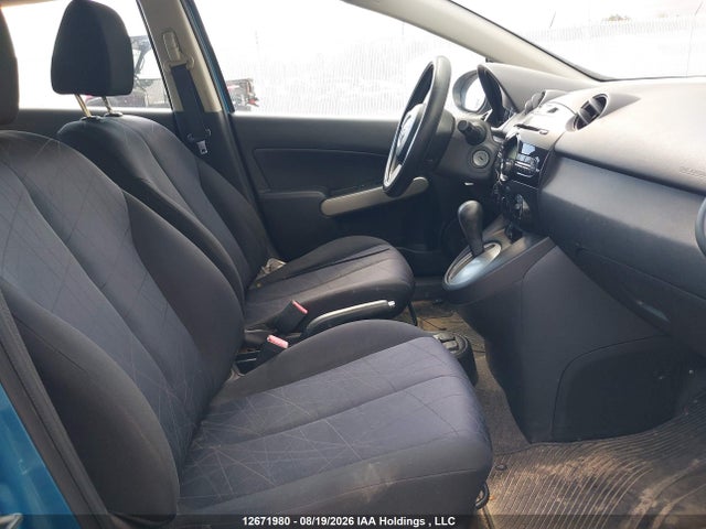 12671980 :رقم المزاد ، JM1DE1HY5B0113819 vin ، 2011 Mazda Mazda2 Sport مزاد بيع