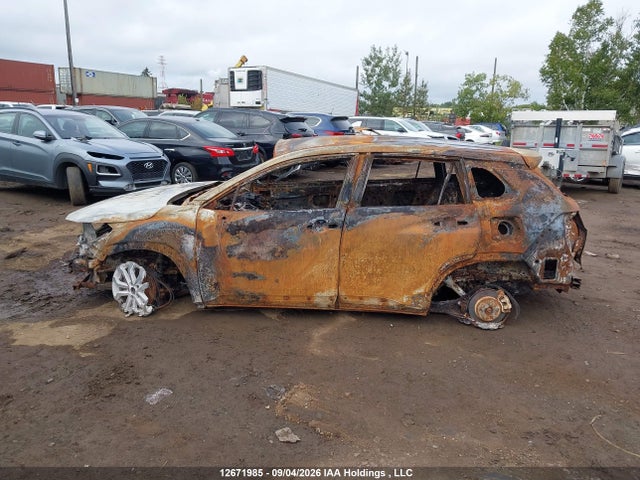 2024 Toyota Corolla Cross Hybrid Se მანქანა იყიდება აუქციონზე, vin: 7MUFBABG8RV039634, აუქციონის ნომერი: 12671985