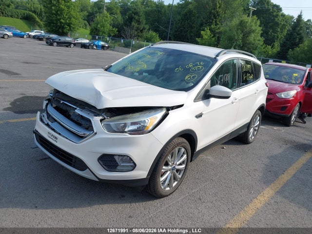 Ford ESCAPE SE 2017 1FMCU9GD4HUC05108 Image 2
