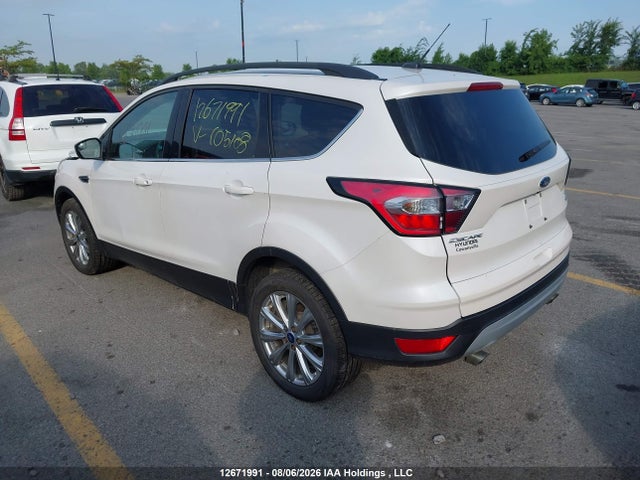Ford ESCAPE SE 2017 1FMCU9GD4HUC05108 Image 3