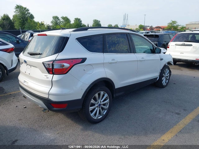 Ford ESCAPE SE 2017 1FMCU9GD4HUC05108 Image 4