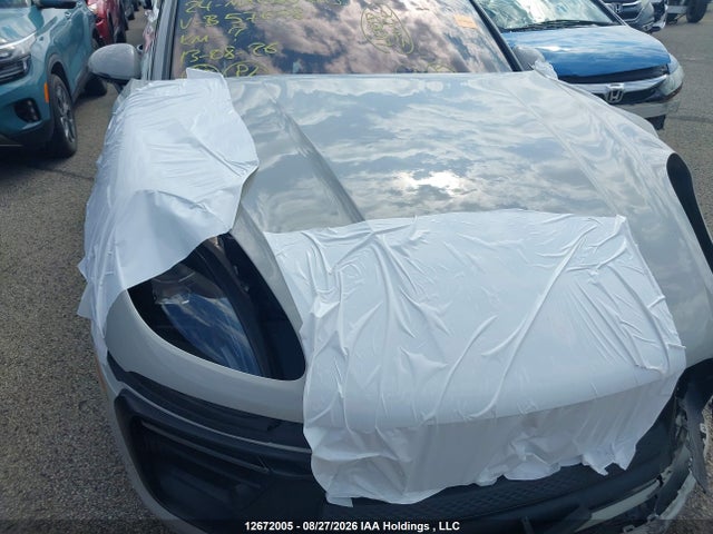 12672005 :رقم المزاد ، WP1AF2A56RLB57678 vin ، 2024 Porsche Macan Gts مزاد بيع