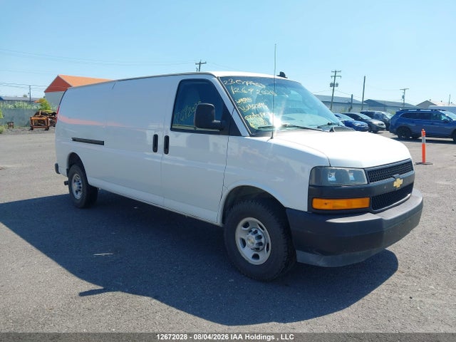 2023 1GCWGBFPXP1252896 main image