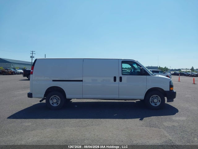 Chevrolet Express G2500 2023 1GCWGBFPXP1252896 Image 13