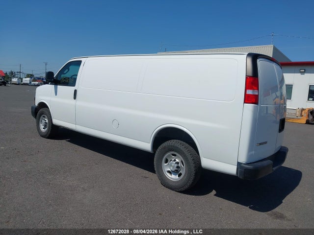 Chevrolet Express G2500 2023 1GCWGBFPXP1252896 Image 3