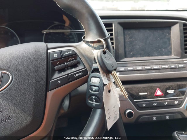 KMHD84LF8HU321124 Hyundai Elantra