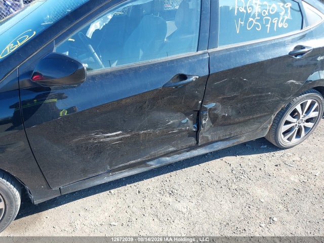 12672039 :رقم المزاد ، KMHCT4AE2GU057966 vin ، 2016 Hyundai Accent Se مزاد بيع