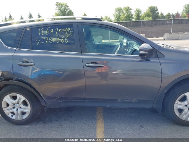 2T3BFREV8FW280366 Toyota RAV4 LE