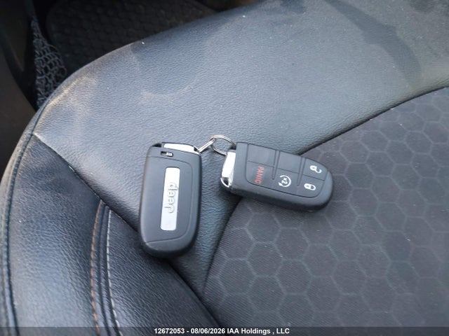 Продажа на аукционе авто 2019 Jeep Compass Latitude, vin: 3C4NJDBBXKT833285, номер лота: 12672053