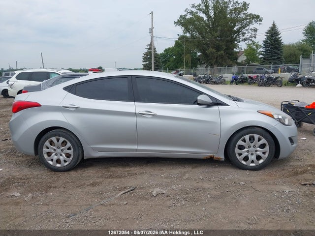 12672054 :رقم المزاد ، 5NPDH4AE9DH315416 vin ، 2013 Hyundai Elantra مزاد بيع