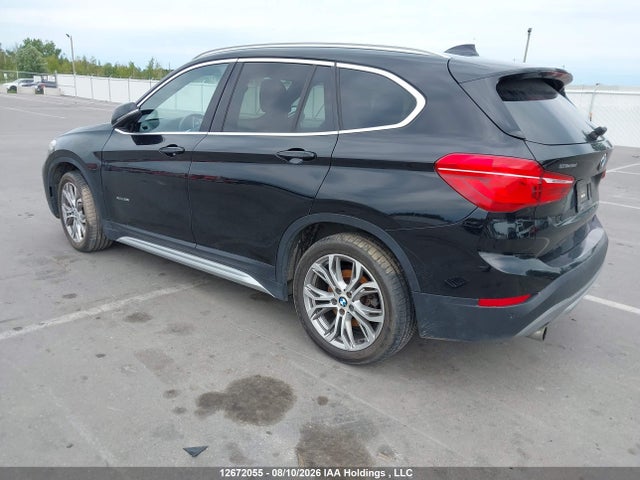 BMW X1 2017 WBXHT3C36H5F81199 Image 3