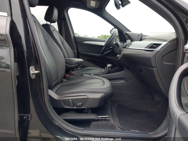 BMW X1 2017 WBXHT3C36H5F81199 Image 5