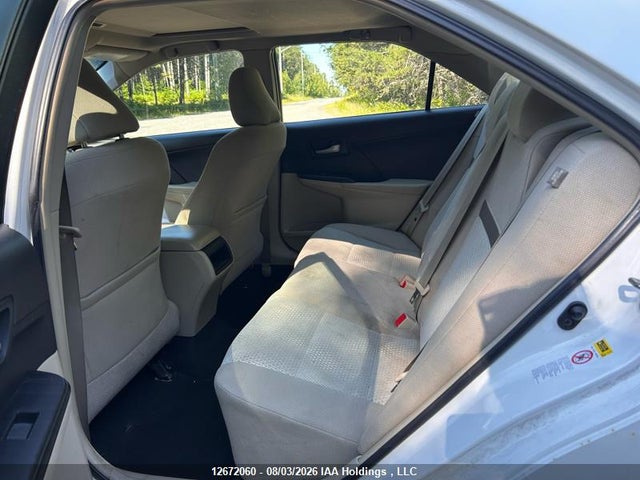 12672060 :رقم المزاد ، 4T1BF1FK5EU744002 vin ، 2014 Toyota Camry L/se/le/xle مزاد بيع