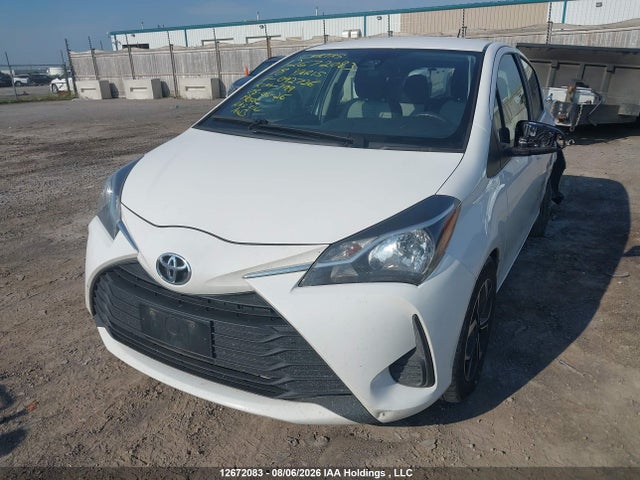 VNKKTUD30JA092726 Toyota Yaris L/le/se