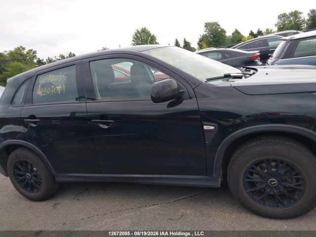 Mitsubishi RVR ES 2022 JA4AJUAU1NU607089 Image 13
