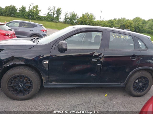 Mitsubishi RVR ES 2022 JA4AJUAU1NU607089 Image 14