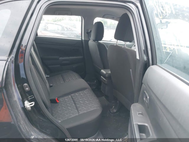 Mitsubishi RVR ES 2022 JA4AJUAU1NU607089 Image 8