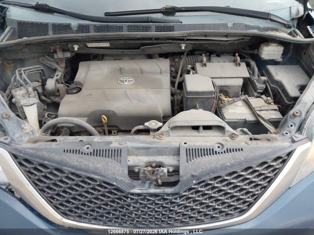 Продаж на аукціоні авто 2012 Toyota Sienna Sport, vin: 5TDXK3DC8CS258265, номер лоту: 12666875