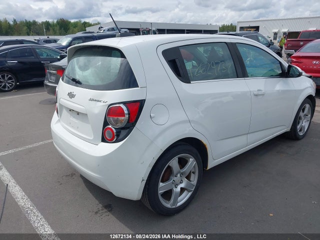 1G1JC6SH5F4182726 Chevrolet Sonic Lt Auto/lt Manual