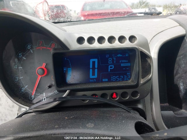 1G1JC6SH5F4182726 Chevrolet Sonic Lt Auto/lt Manual