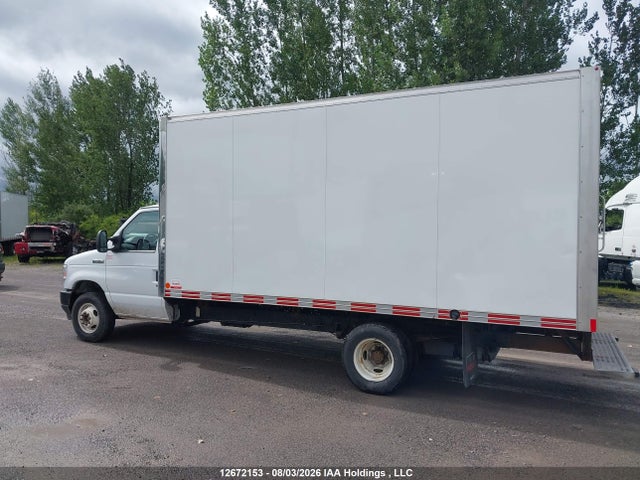 Продажа на аукционе авто 2024 Ford Econoline E450 Super Duty Cutaway Van, vin: 1FDXE4FN6RDD15123, номер лота: 12672153
