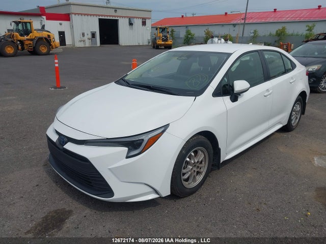 Toyota Corolla Le/se/xle 2025 JTDBCMFE8S3090588 Image 2