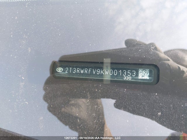 2T3RWRFV9KW001353 Toyota Rav4 Hybrid Xle