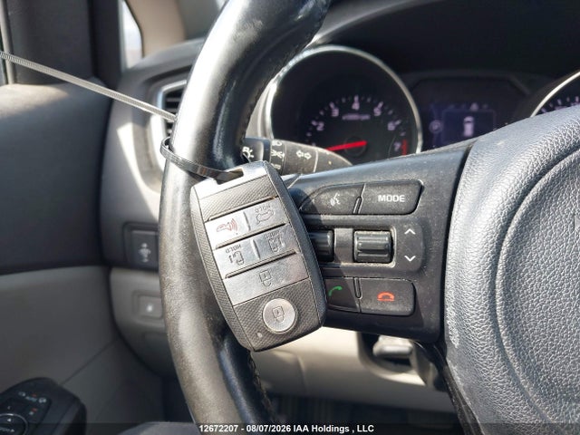 Продажа на аукционе авто 2017 Kia Sedona Lx/lx+, vin: KNDMB5C14H6322419, номер лота: 12672207