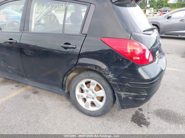 12672251 :رقم المزاد ، 3N1BC1CP2BL451776 vin ، 2011 Nissan Versa 1.8sl مزاد بيع