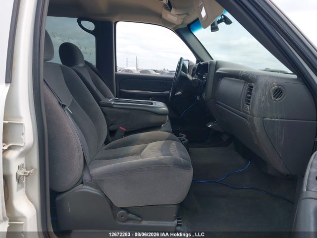 2005 Gmc Sierra 2500hd Sle მანქანა იყიდება აუქციონზე, vin: 1GTHK23275F925613, აუქციონის ნომერი: 12672283